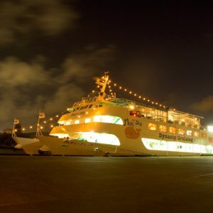 moby dick naha cruise