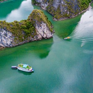 2D1N Ha Long Bay and Lan Ha Bay Cruise Tour from Hanoi