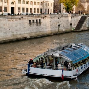 bus and boat pass paris