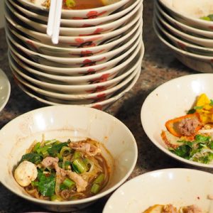 pranakorn boat noodle 10-bowl noodle set