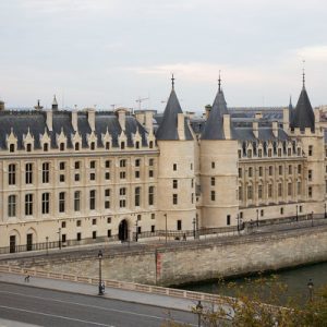 conciergerie skip the line tickets