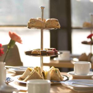 food in london afternoon tea cruise