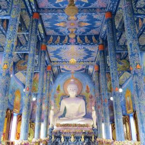 blue temple chiang rai full day private tour
