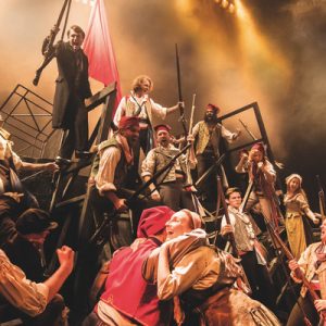 les miserables barricade