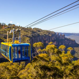 blue mountains and ropeway