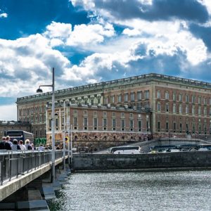 the royal palace for the stockholm must sees walking tour