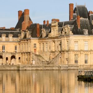 fontainebleau vaux le vicomte day trip paris