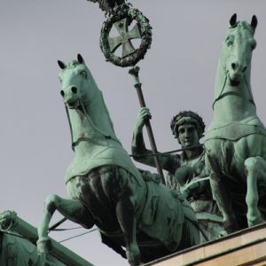 brandenburg gate berlin half day walking tour