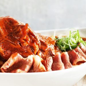 chef hung taipei, chef hung taipei taiwan, chef hung beef noodle soup, chef hung signature beef noodle soup, chef hung three treasures beef noodle soup, chef hung beef brisket noodle soup, chef hung taiwanese beef noodle