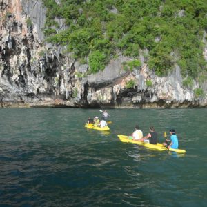 攀牙湾海上星光独木舟