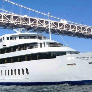 日本东京湾「交响乐」(SYMPHONY)号游轮 午餐
