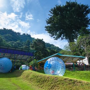 普吉岛滚人球体验